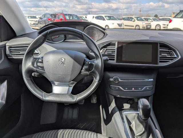 PEUGEOT 308 usata, con Controllo automatico clima
