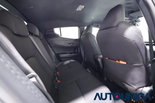 TOYOTA C-HR usata 52