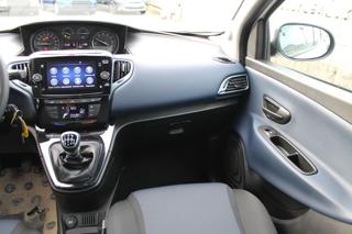 LANCIA Ypsilon usata, con Controllo automatico clima
