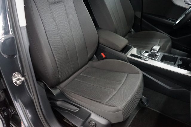 AUDI A4 usata, con Volante multifunzione