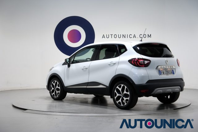 RENAULT Captur usata, con Sistema di navigazione