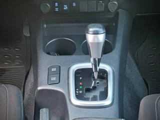 TOYOTA Hilux usata, con Sedile posteriore sdoppiato