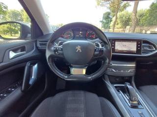 PEUGEOT 308 usata, con USB