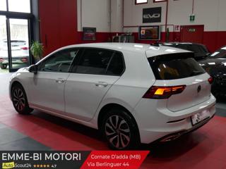 VOLKSWAGEN Golf usata, con Autoradio