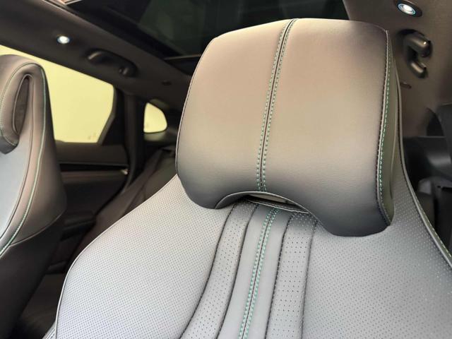 BYD Seal usata, con Sedile posteriore sdoppiato