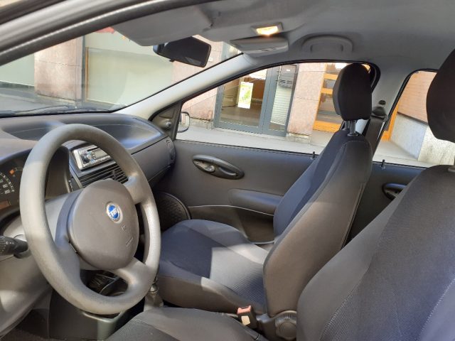 FIAT Punto usata 7