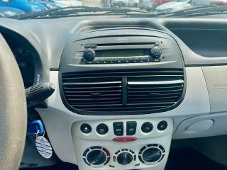 FIAT Punto usata 12