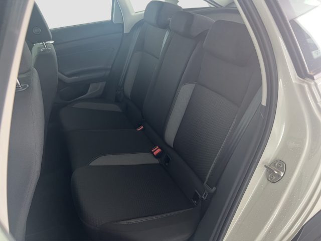 VOLKSWAGEN Taigo usata 9