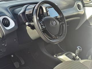 TOYOTA Aygo usata, con Leve al volante
