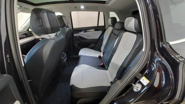 VOLKSWAGEN Tiguan usata, con Interni in pelle