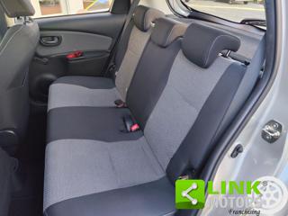 TOYOTA Yaris usata, con Autoradio