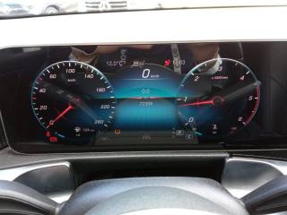 MERCEDES-BENZ GLB 200 usata, con Controllo automatico clima