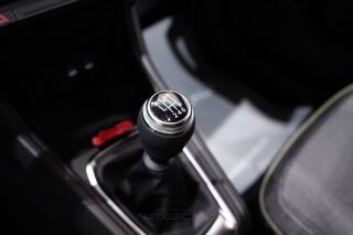 RENAULT Captur usata, con Autoradio digitale
