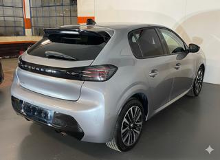 PEUGEOT 208 usata, con Autoradio