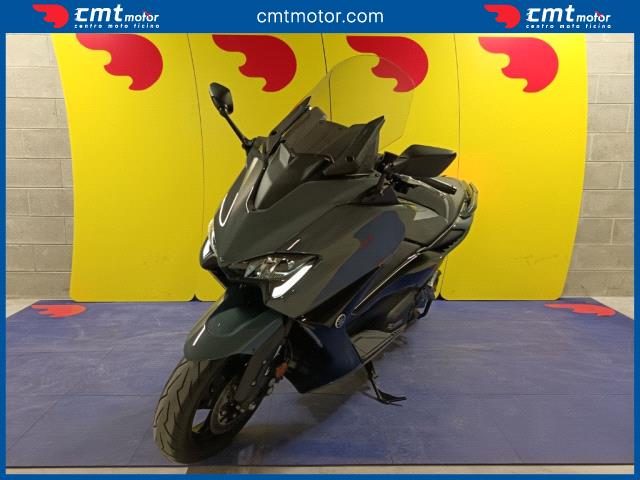 YAMAHA T-Max 560 usata 1