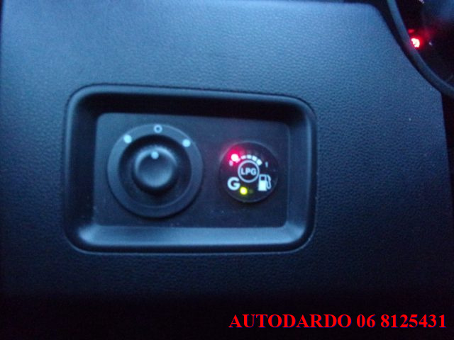 DACIA Duster usata, con Sensori di parcheggio posteriori