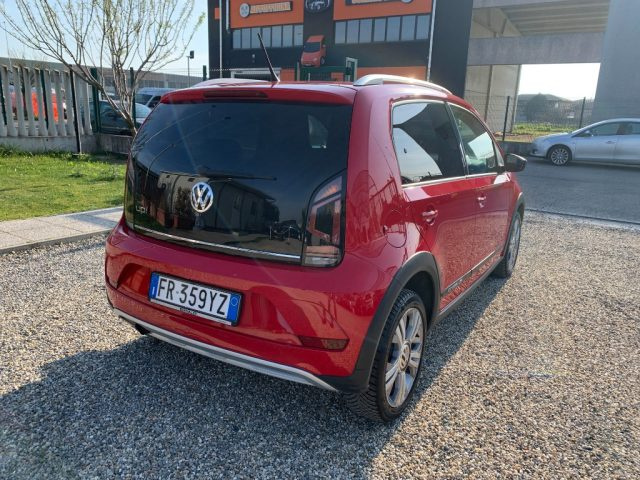 VOLKSWAGEN up! usata, con Alzacristalli elettrici