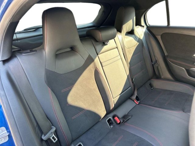 MERCEDES-BENZ A 180 usata, con Vetri oscurati