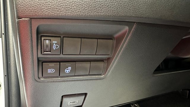 TOYOTA Yaris usata, con Interni in pelle