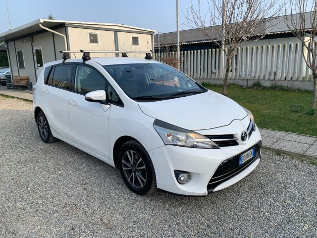 TOYOTA Verso usata, con Airbag laterali