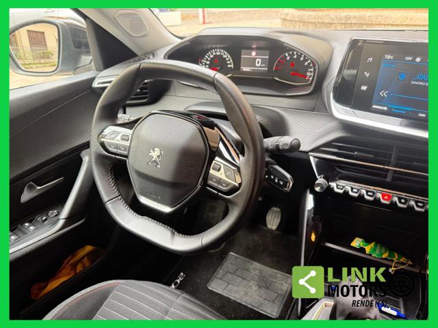 PEUGEOT 2008 usata, con Sensori di parcheggio posteriori