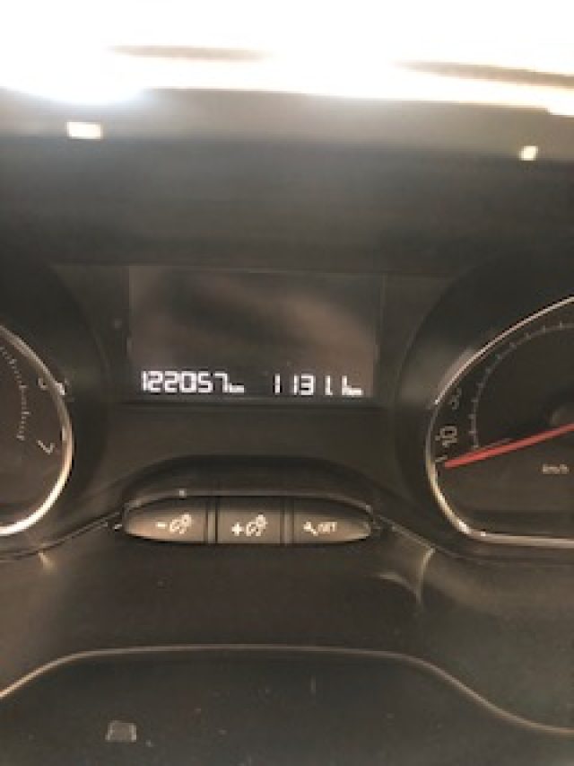 PEUGEOT 208 usata, con Controllo trazione