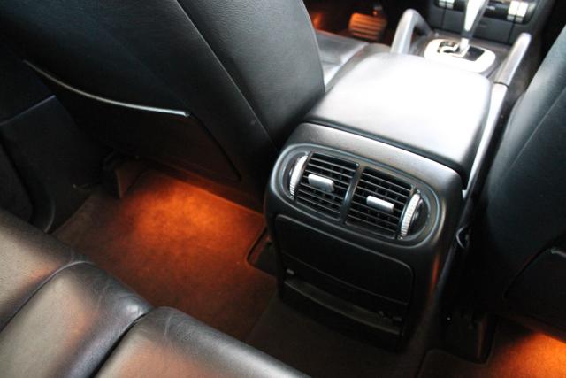 PORSCHE Cayenne usata, con Sensori di parcheggio anteriori
