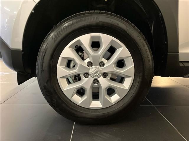 DACIA Duster usata 5