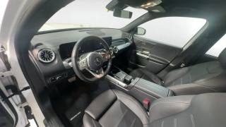 MERCEDES-BENZ GLB 180 usata, con Autoradio