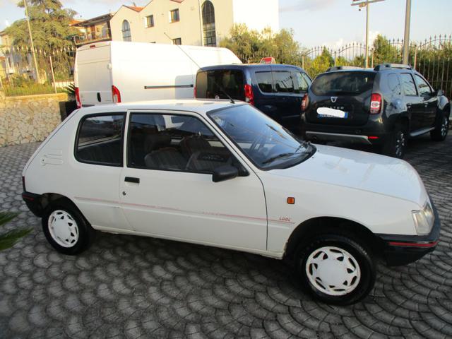 PEUGEOT 205 usata 5