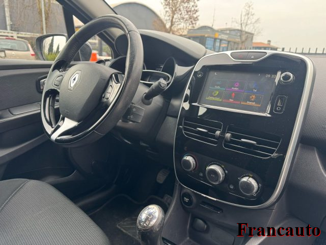RENAULT Clio usata, con Alzacristalli elettrici