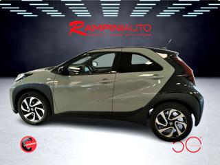 TOYOTA Aygo X usata 11