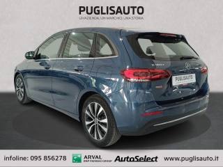 MERCEDES-BENZ B 180 usata, con Cerchi in lega
