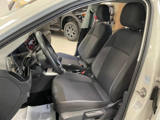 VOLKSWAGEN Taigo usata, con Luci diurne LED