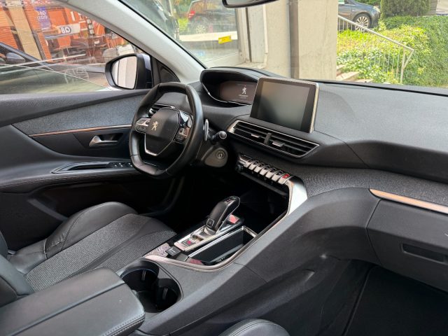 PEUGEOT 3008 usata, con Controllo elettronico della corsia
