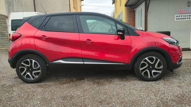 RENAULT Captur usata, con Sedile posteriore sdoppiato