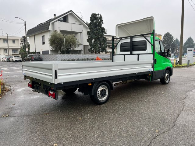 IVECO Daily usata 13