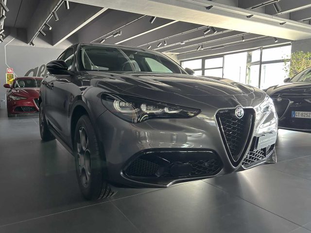ALFA ROMEO Stelvio usata, con Cerchi in lega