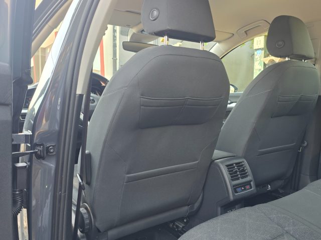 VOLKSWAGEN Golf usata 110