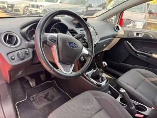 FORD Fiesta usata, con ESP