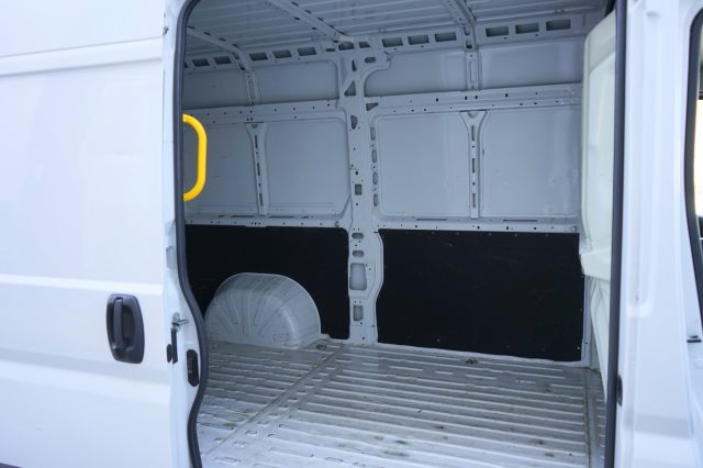 OPEL Movano usata, con Frenata d