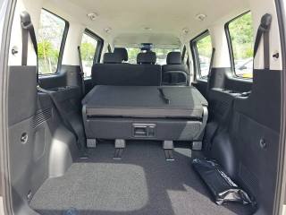 HYUNDAI Staria usata, con Servosterzo