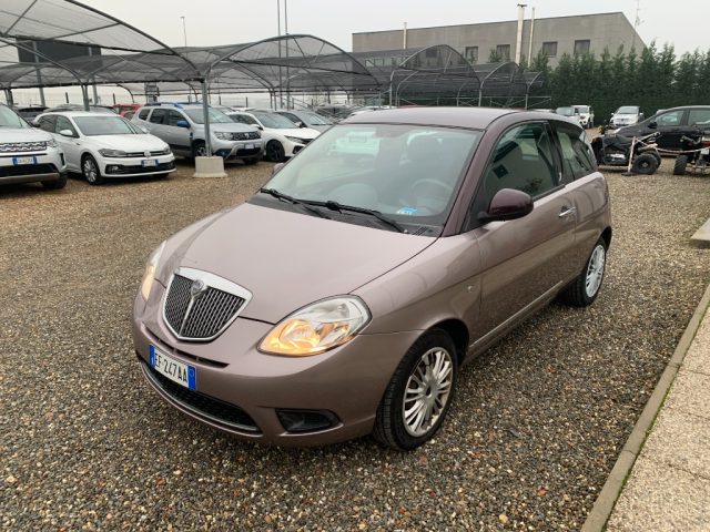 LANCIA Ypsilon usata, con ABS