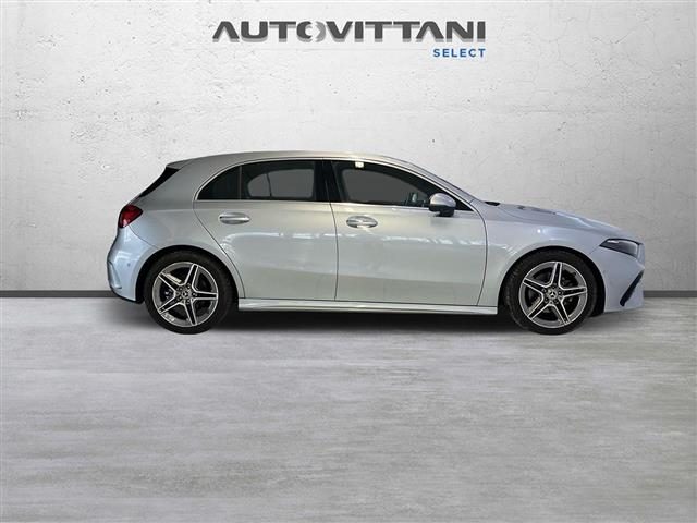 MERCEDES-BENZ CLA usata, con Fari LED