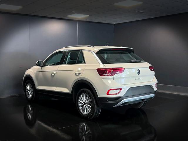 VOLKSWAGEN T-Roc usata, con Autoradio