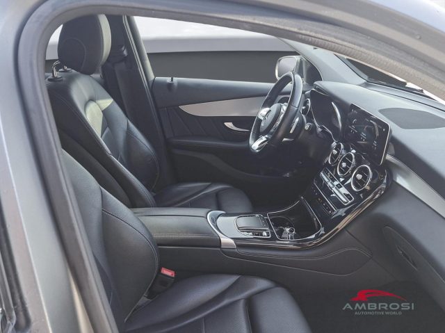 MERCEDES-BENZ GLC 300 usata 10