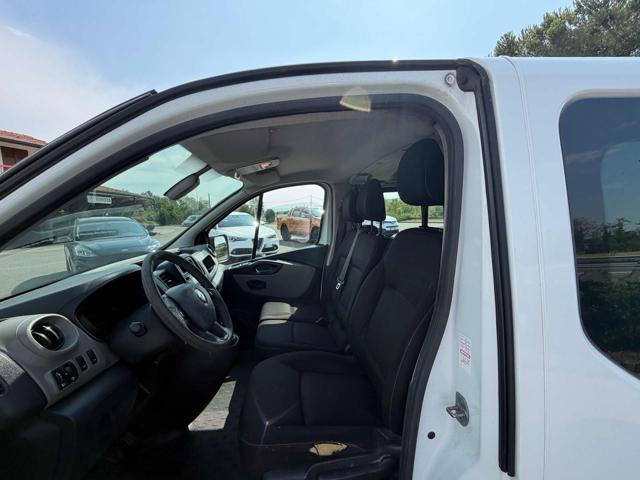 RENAULT Trafic usata 16