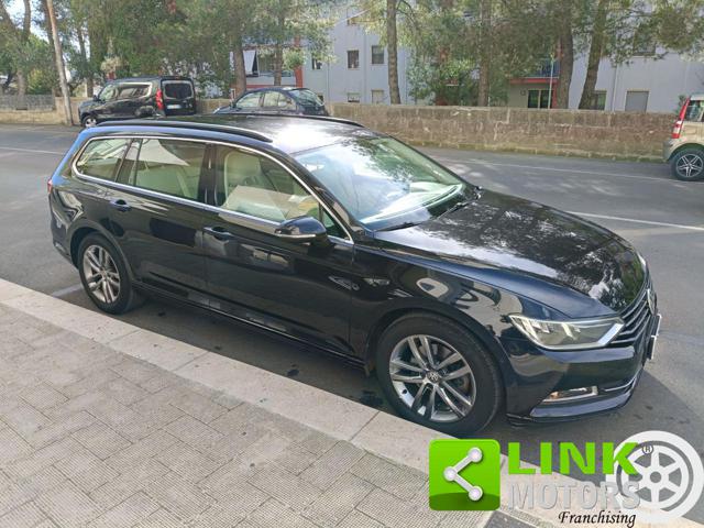 VOLKSWAGEN Passat Variant usata, con Autoradio