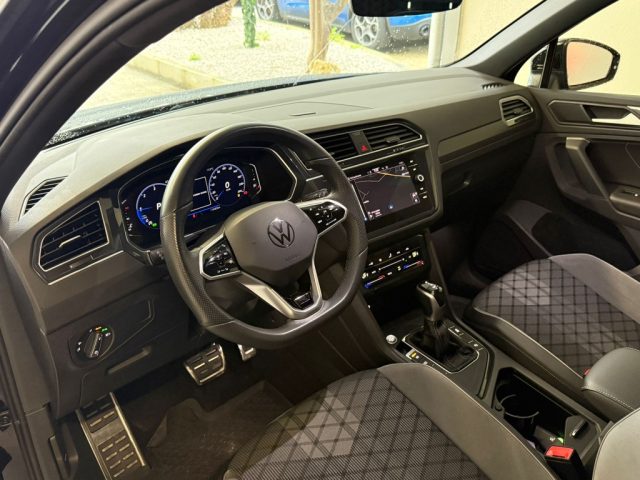 VOLKSWAGEN Tiguan usata, con Sensori di parcheggio posteriori