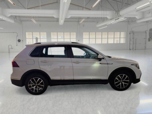 VOLKSWAGEN Tiguan usata, con Chiusura centralizzata